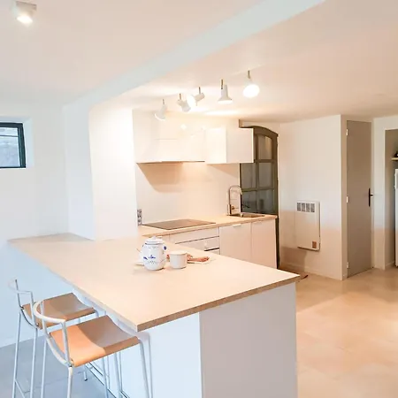 アパート Abri 2 *