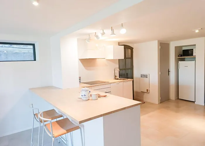 アパート Abri 2 *